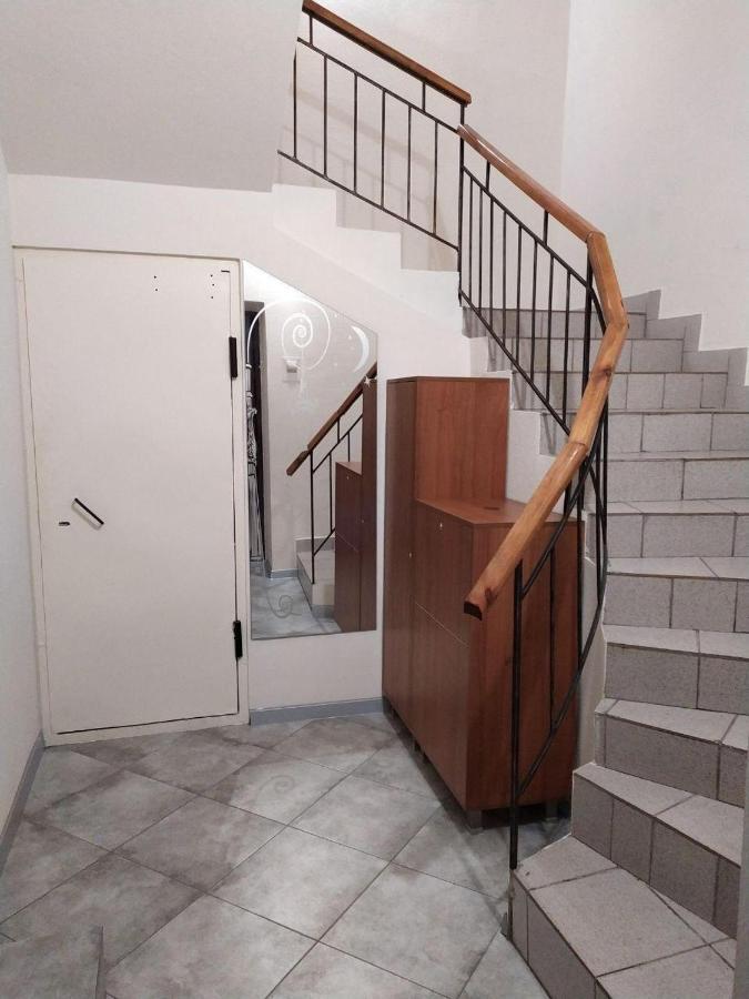 Rynok 25 Modern Center Daire Lviv