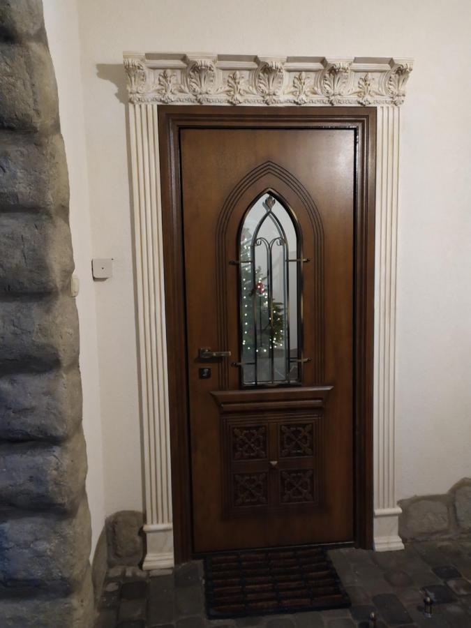 Rynok 25 Modern Center Daire Lviv